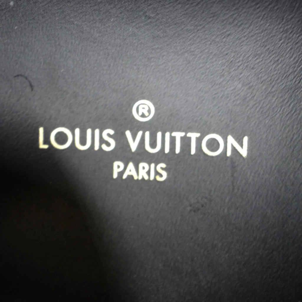 Pre-owned LOUISize VUITTON Runaway Monogram Sizeneakers Bicolor USize 9-9