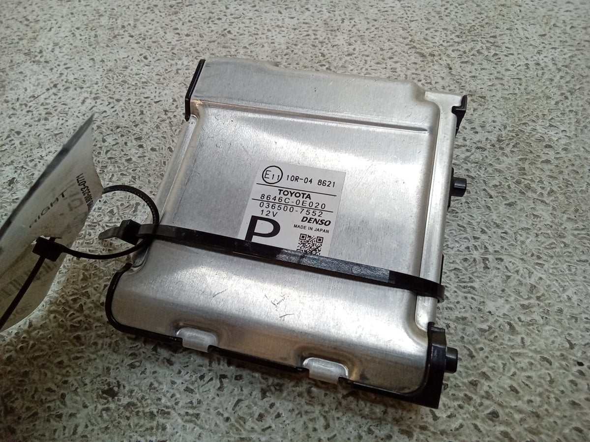 Pre-Owned 2014 Toyota Highlander Front Windshield Lane Departure Camera 8646C-0E020 OEM (Good)