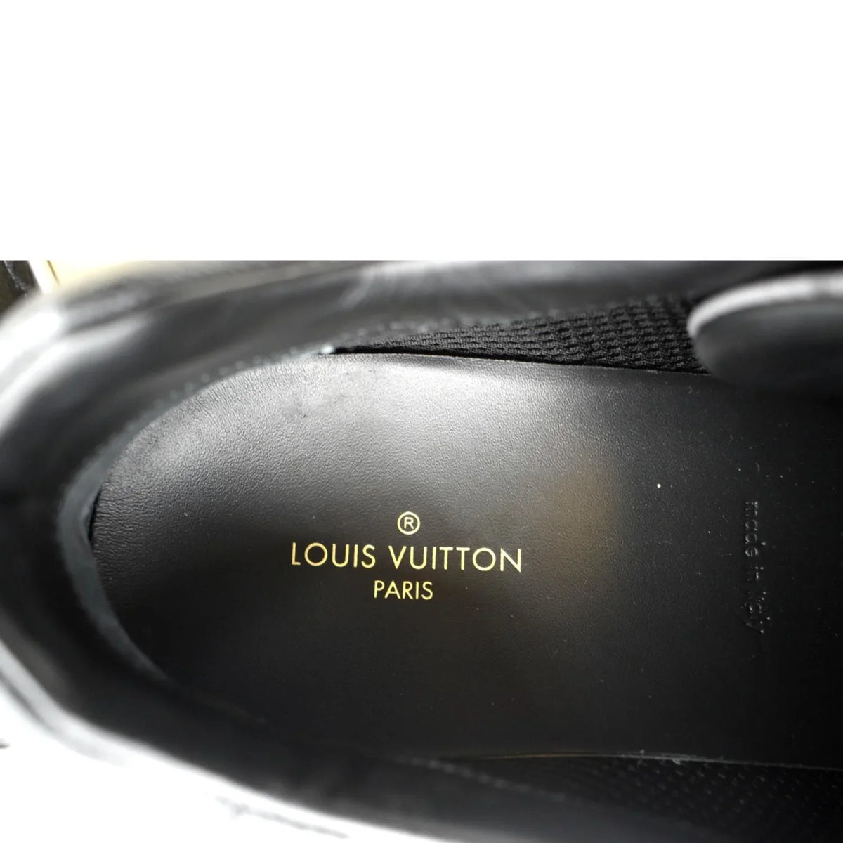 Pre-owned LOUISize VUITTON Runaway Monogram Sizeneakers Bicolor USize 9-9